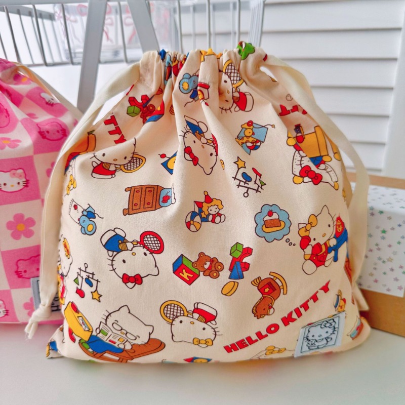 Hello Kitty Cloth Fashion Art  – Women'S Vanity Accessories Bewertung und Preis