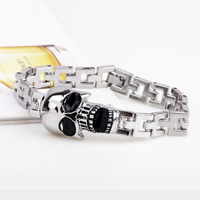 Skull Titanium Steel Bracelet  – Women'S Accessories To Wear With Watch Bewertung und Preis