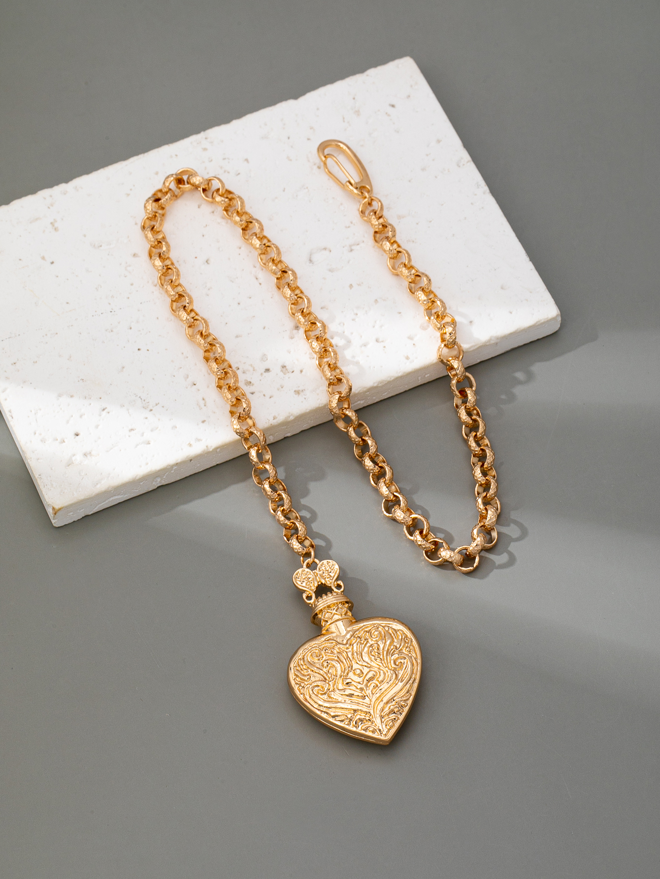 1 Sweet and Romantic Heart-Sha – Women'S Accessories To Wear With Watch Bewertung und Preis