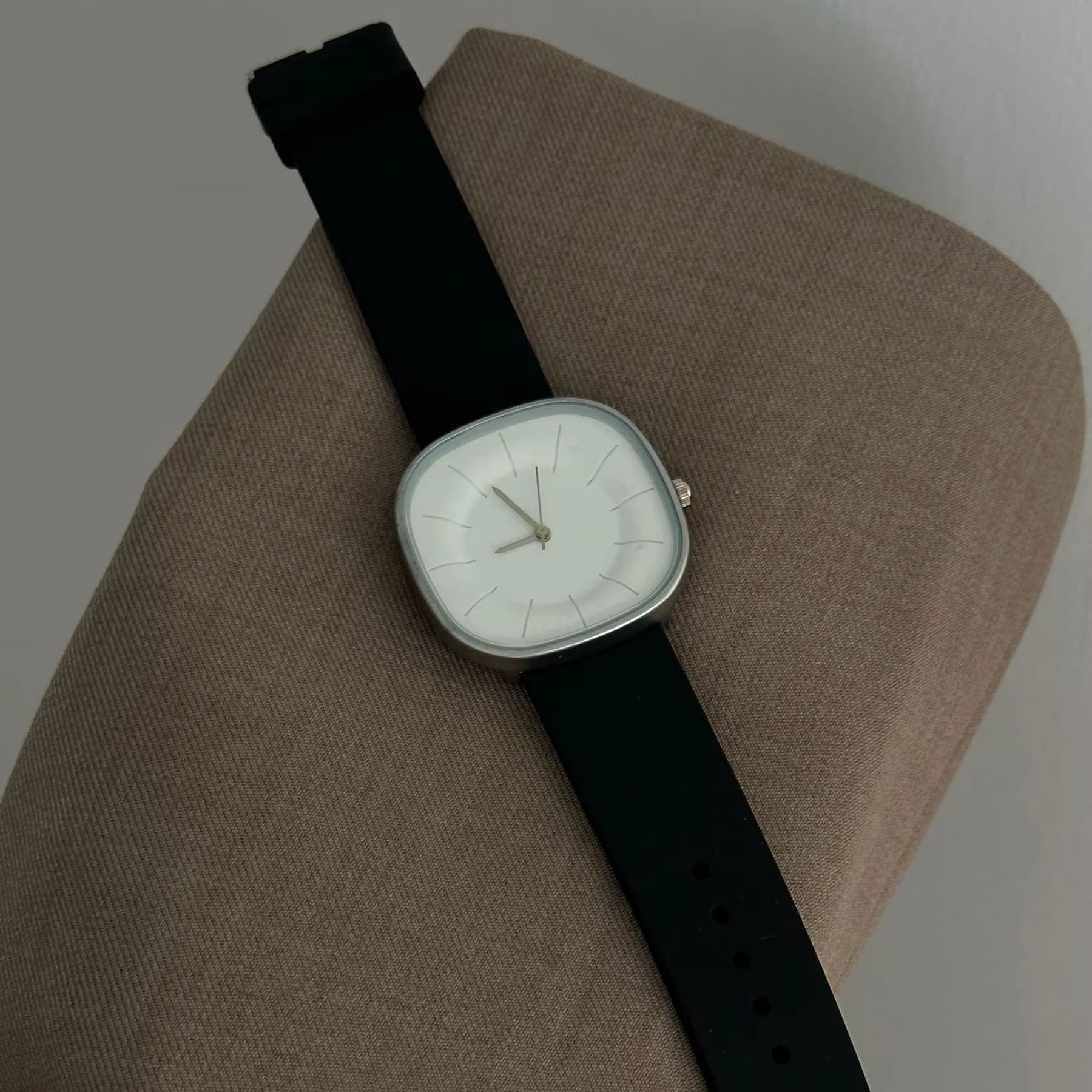 Minimalist Square Dial Quartz  – Women'S Accessories To Wear With Watch Bewertung und Preis